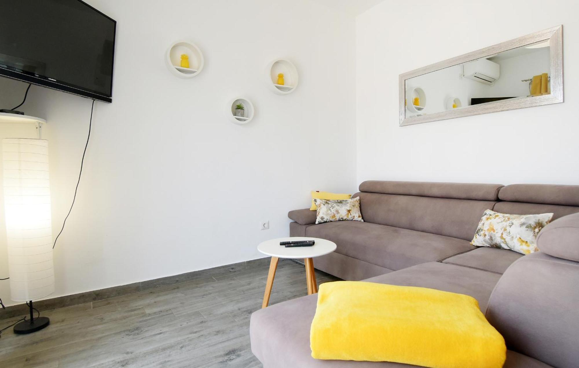 Apartman Pastura Воднян Екстериор снимка